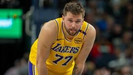 Luka Dončić sitoutuu saamaan muotoon, saapuu ensimmäiseen kauteen Lakersin kanssa