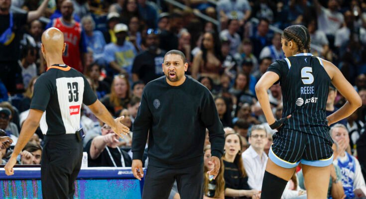 Chicago Sky -valmentaja kysyy WNBA: ta Indianan kuumeen menetyksen jälkeen