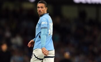Siirrä huhut, uutiset: Napoli Liity Evertoniin Combat for Grenalish
