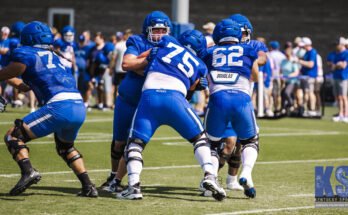 Copy of Copy of four-star-julian-phillips-discusses-recruitment-official-visits (15)