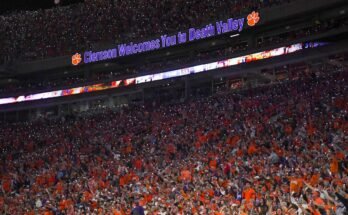 Clemson Football Lie Alabama, Texas useimmille valvontaluettelon pelaajille