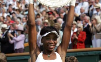 Barbie de Venus Williams korostaa yhtäläistä palkkaa Wimbledonissa 2007 Holding