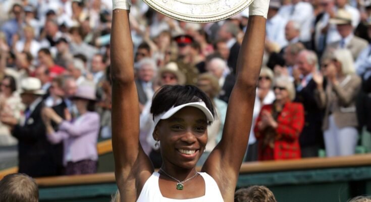 Barbie de Venus Williams korostaa yhtäläistä palkkaa Wimbledonissa 2007 Holding
