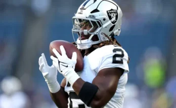 Ashton Jeanty debut grades: Raiders rookie RB underwhelms in limited action vs. Seahawks image