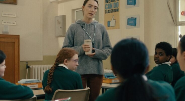 Saoirse Ronan Pic, Stroma Cairns Alku
