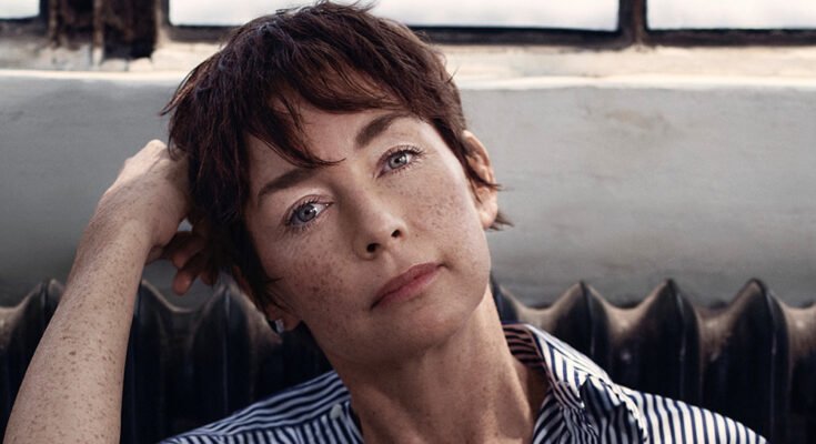 Julianne Nicholson