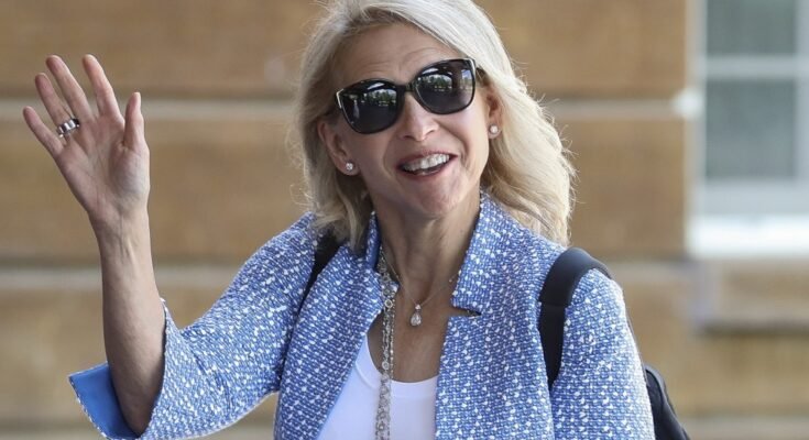 Lue jäähyväiset huomautus Shari Redstone kanssa Paramountin henkilöstön kanssa päivää ennen Skydance -sulkemista