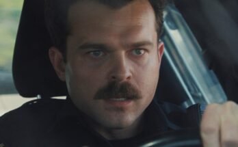 "Aseet" -tähti Alden Ehrenreich aseellisesta väkivallasta, viiksistä ja muusta