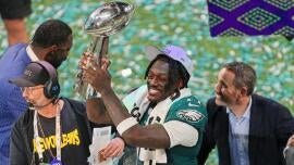 AJ Brown selittää Eagles -mielentilan, Hunt Toista Super Bowl -mestaruuskilpailut: `` Lombardi, se ei ole uskollinen ''