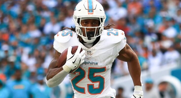 Fantasy Football Rankings 2025: Brewout By Proden NFL -malli, joka ennustaa Jayden Danielsin korkean kauden