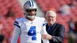 Cowboys Dak Prescott korostaa Jerry Jonesin tarvetta soittaa Micah Parsonsille, Passon Agent
