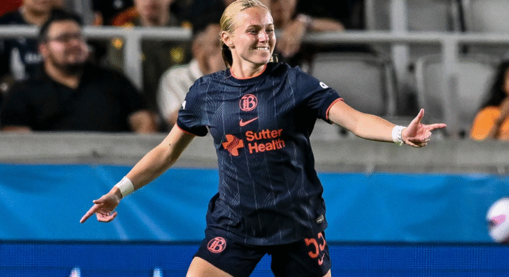 Kuinka Bay FC: n Penelope Hocking ampuu NWSL: lle: `` Kun aloin maalien pisteytysten, he jatkoivat "