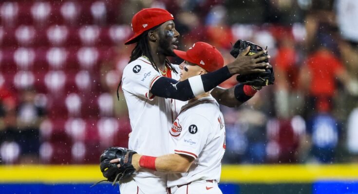 PHILLIES PUNAISEKSI PUNNUSTELUT: Arvostelut, asiantuntijoiden valinta, lähtökohdat, Pariisin trendit ja tilastot 13. elokuuta